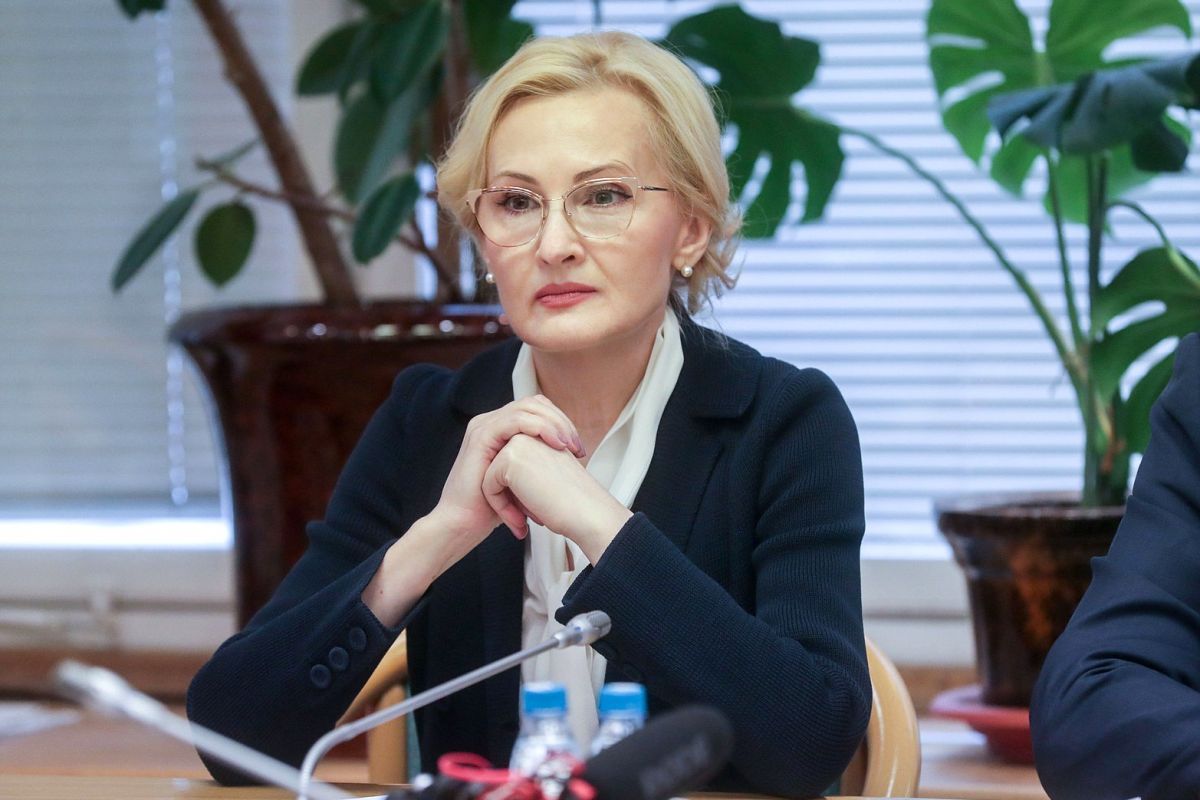 Поддержка участников СВО, ремонт детского сада, установка памятного знака: «Единая Россия» решила обращения жителей регионов