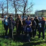 При поддержке «Единой России» в слободе Барило-Крепинской состоялся субботник