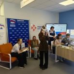 VR-очки и профориентация: в Заинске прошла масштабная ярмарка вакансий