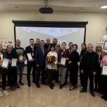 «СВОё дело» во Владивостоке: ещё 16 выпускников получили сертификаты