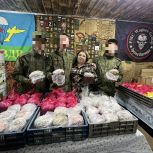 Продолжаем дарить тепло и заботу нашим защитникам!