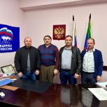 Депутат Госдумы Джамаладин Гасанов обсудил помощь пострадавшим от паводка в Хасавюртовском районе