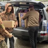 «Единая Россия» и МГЕР передали пасхальные куличи для участников СВО в Воронеже и Москве