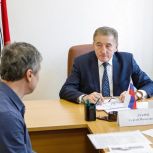 В «Единой России» помогают решать вопросы ЖКХ и благоустройства