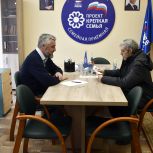 Депутаты провели приёмы граждан по личным вопросам