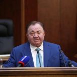 Сегодня празднует День рождения Глава РИ, член Высшего совета партии Махмуд - Али Калиматов