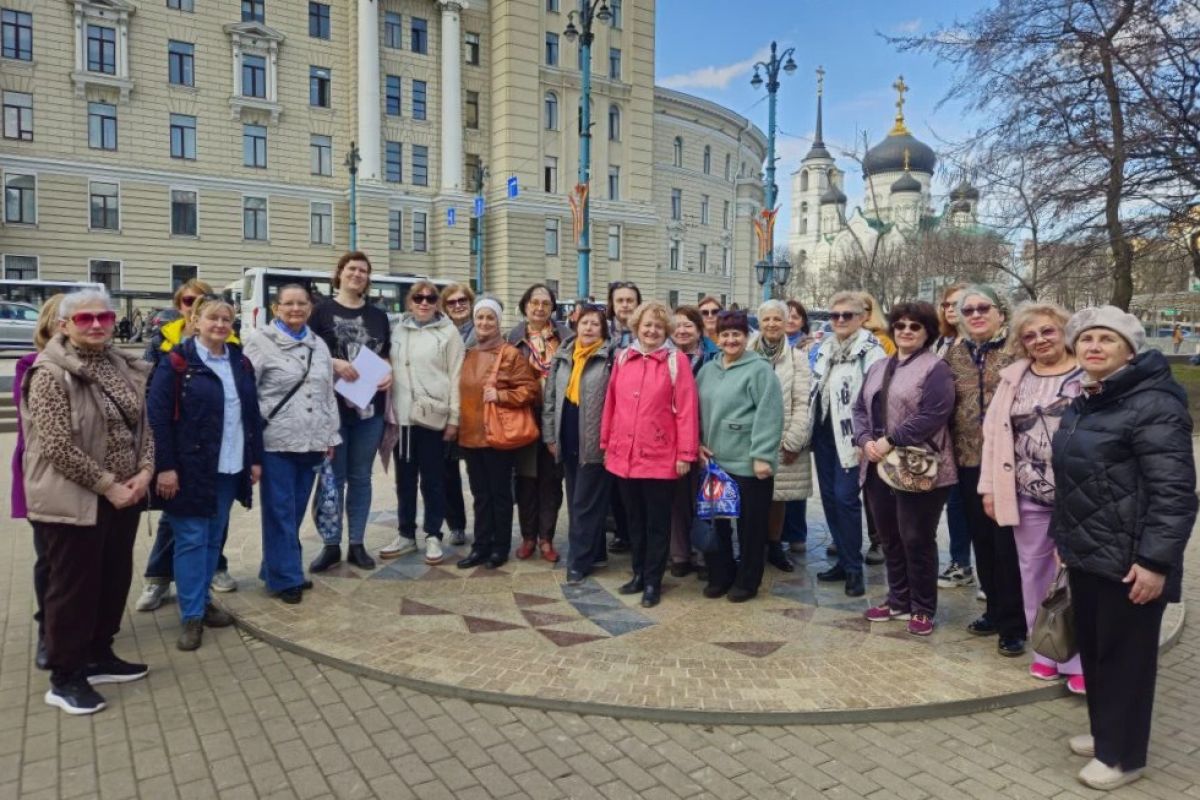 По партпроекту «Старшее поколение» в Воронеже организовали экскурсионную прогулку «Аптеки на Большой Дворянской»