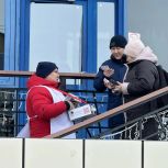 Активисты Партии, МГЕР и волонтеры Победы дали старт на Чукотке благотворительной акции «Красная гвоздика»