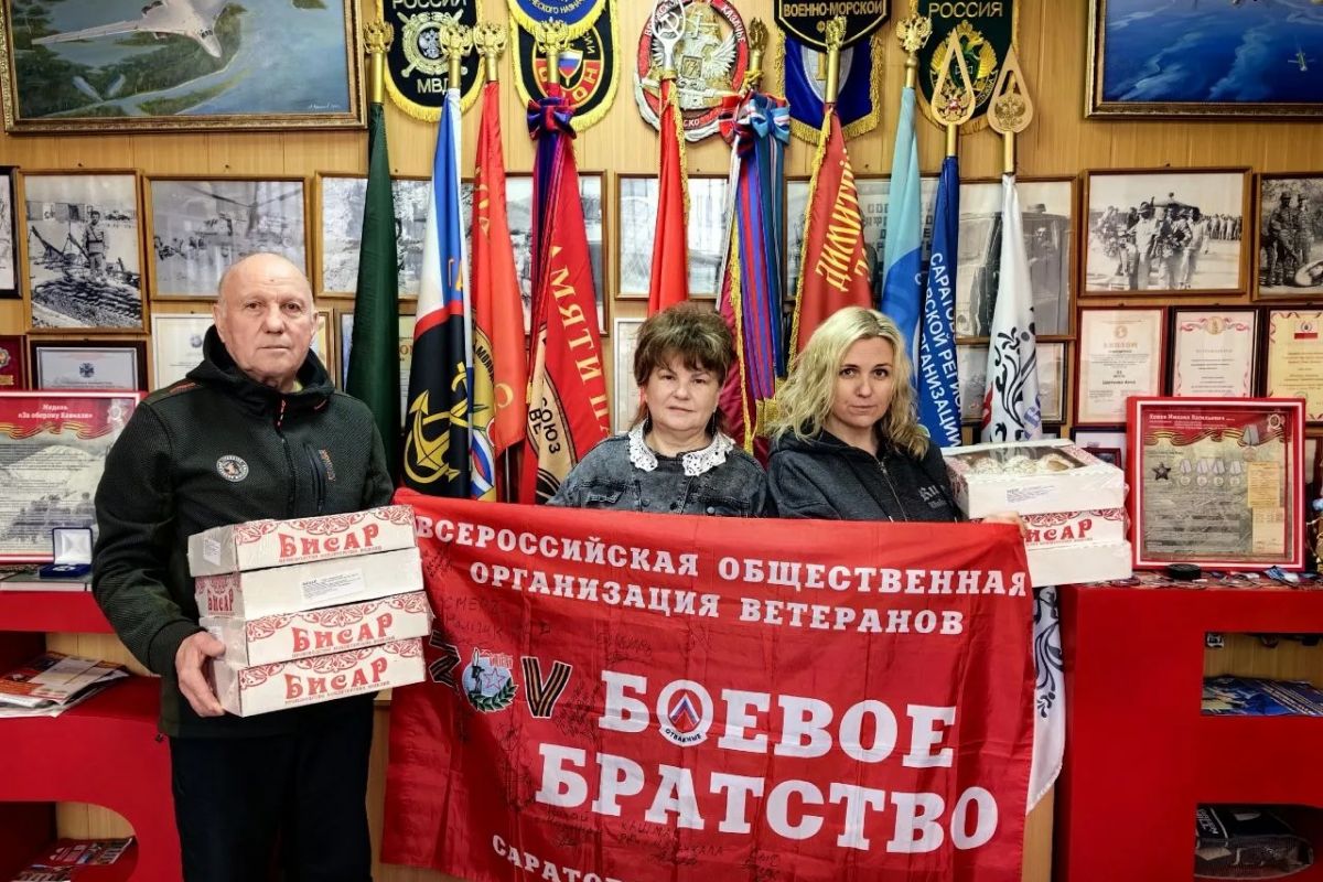 Жители Аткарского района передали пасхальные куличи бойцам СВО