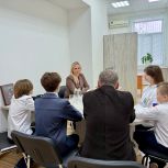 Единоросс Евгения Ламонова провела личный прием