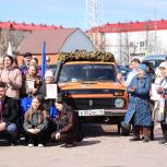 Для бойцов СВО жители села Каскара передали автомобиль «Нива»