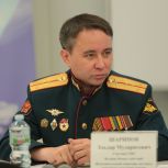 Ветеран СВО Эльдар Шарипов пригласил жителей на патриотическую акцию по уходу за памятниками на севере столицы