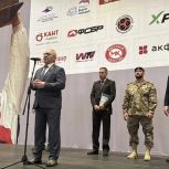 В Калининграде представители «Единой России» открыли международные соревнования по спортивной борьбе на кубок Андрея Шумилина
