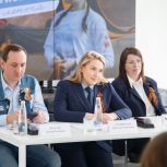 Депутат «Единой России» приняла участие в акции «Георгиевская ленточка»