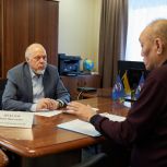Вадим Шувалов провёл приём граждан в Сургуте