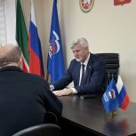 Жилищные вопросы и ремонт спортзала: В Нижнекамске состоялся прием граждан