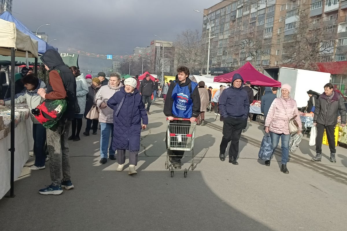 По инициативе «Единой России» в Ленинском районе Ульяновска прошла продовольственная ярмарка