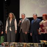 Герой России Эдуард Казымов поздравил Дом культуры «Берендей» с 35-летием