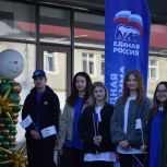 Денис Паслер открыл в Березовском новую детскую поликлинику, рассчитанную на помощь всем юным пациентам муниципалитета