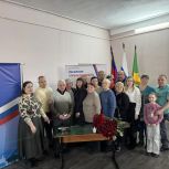 В Прокопьевске единороссы открыли Парту Героя
