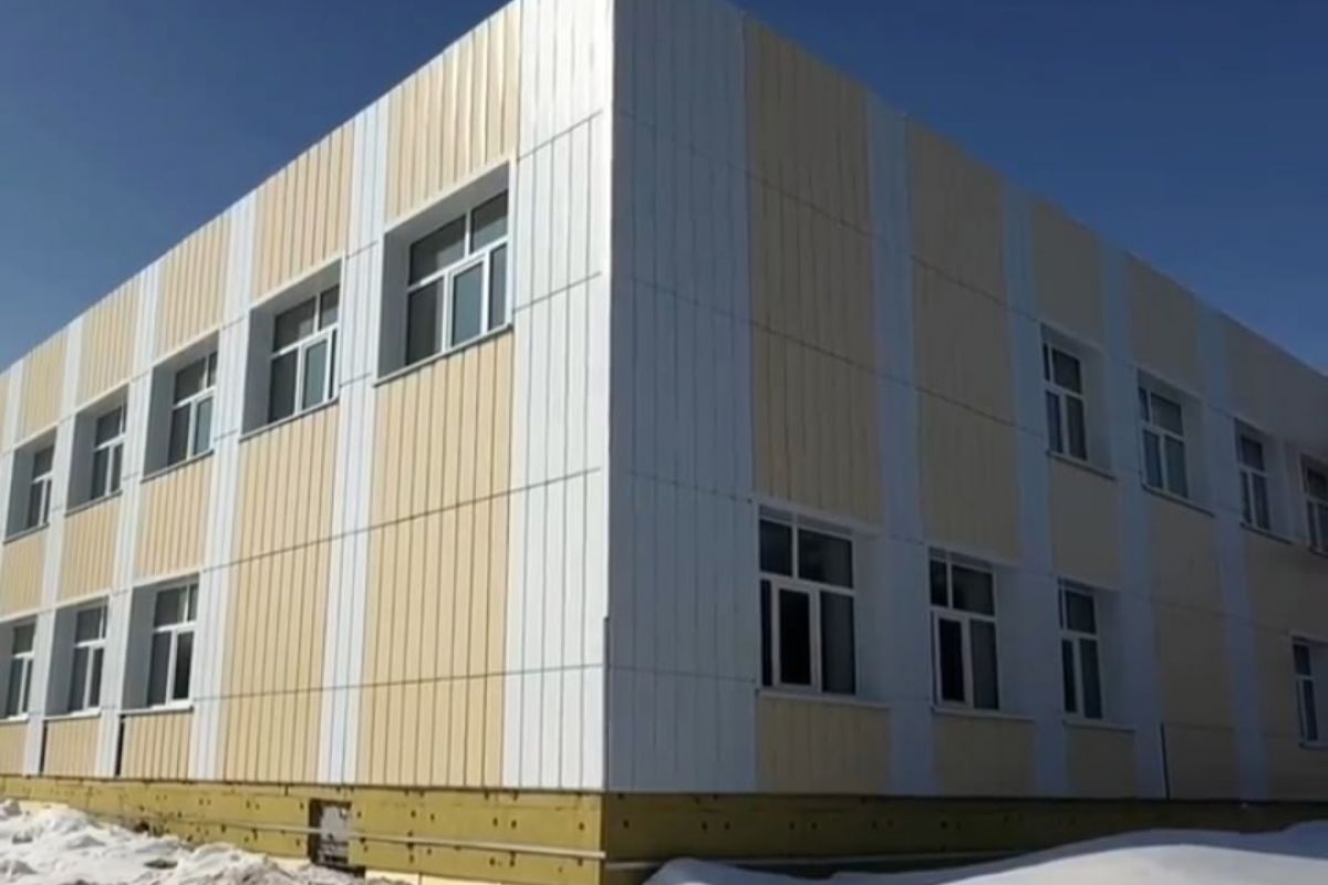 В Лямбирской школе № 2 идёт капитальный ремонт в рамках народной программы партии
