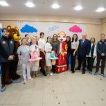 Активисты партпроекта «Крепкая семья» поздравили будущих мам Камчатки с Днём беременных