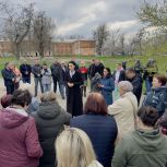 «Муниципальный диалог»: Единороссы встретились с жителями Каменнобродского района Луганска