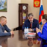 Единство тыла и фронта: в Магаданской областной Думе обсудили работу колымских волонтеров СВО