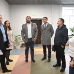 «Единая Россия» проверила качество ремонта общежитий ОмГАУ