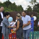 В Корочанском районе появилась новая детская площадка