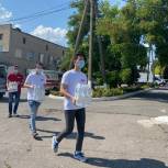 В госпиталь при Неклиновской Центральной районной больнице волонтеры доставили 4 тонны питьевой воды