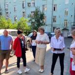 Ирина Рублевская приняла участие в приемке работ по благоустройству придомовой территории