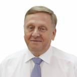 Единороссы поздравляют Александра Кичигина с юбилеем