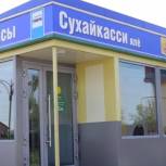 Партийцы помогли обустроить первую в республике «Умную остановку» на солнечной энергии