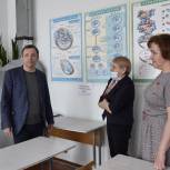 «Единая Россия»: Учебный год в школах начнется 1 сентября в очном формате