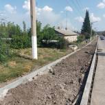 В селе Миасское появился новый тротуар на улице Ленина