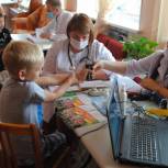 «Единая Россия»: C 1 сентября в России родители дошкольников будут получать 100% оплату больничного по уходу за детьми