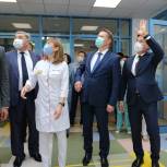 Министр здравоохранения РФ посетил новую детскую поликлинику в Элисте 