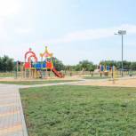 В Екатериновке появился новый сквер с зоной для детских игр и отдыха