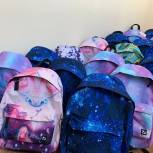 Оренбуржцы отправили детям Донбасса 555 школьных рюкзаков