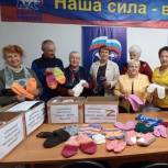 Жители Калтана передали теплые вещи для детей Донбасса
