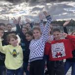 Сторонники «Единой России» накануне Дня знаний привезли детей из Донбасса в Кремль