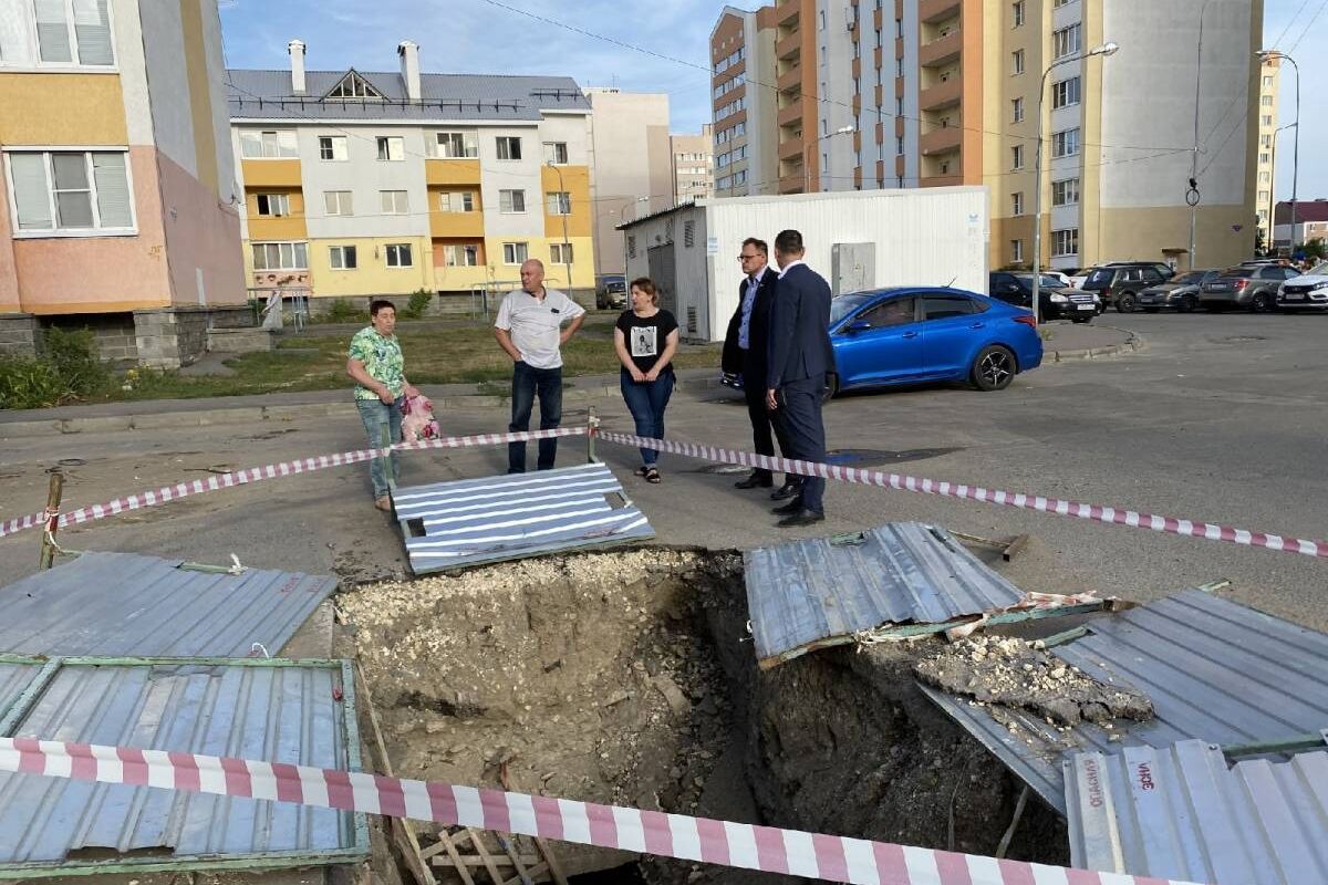 Вопрос отсутствия горячего водоснабжения в МКД на улице Чапаева находится  на контроле Алексея Рогонова