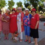 В рамках партпроекта «Старшее поколение» во Владивостоке провели «Летние вечера в парке 50+»