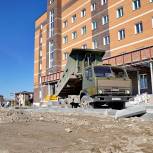 Строительство поликлиники №18 в Новосибирске проинспектировал «Партийный десант»