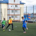 «Единая Россия» на Чукотке провела товарищеские встречи по игровым видам спорта ко Дню физкультурника