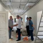 Харон Саутиев проверил ход капитального ремонта в школах Малгобекского района.