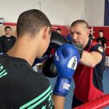«Молодая Гвардия Единой России» провела в Мариуполе кубок по боксу