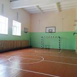 Еще одна школа Оренбуржья начнет учебный год с обновленным спортзалом