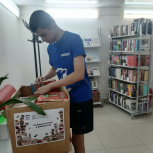 Активисты проекта «Культура малой Родины» в Твери передали книги в городскую библиотеку
